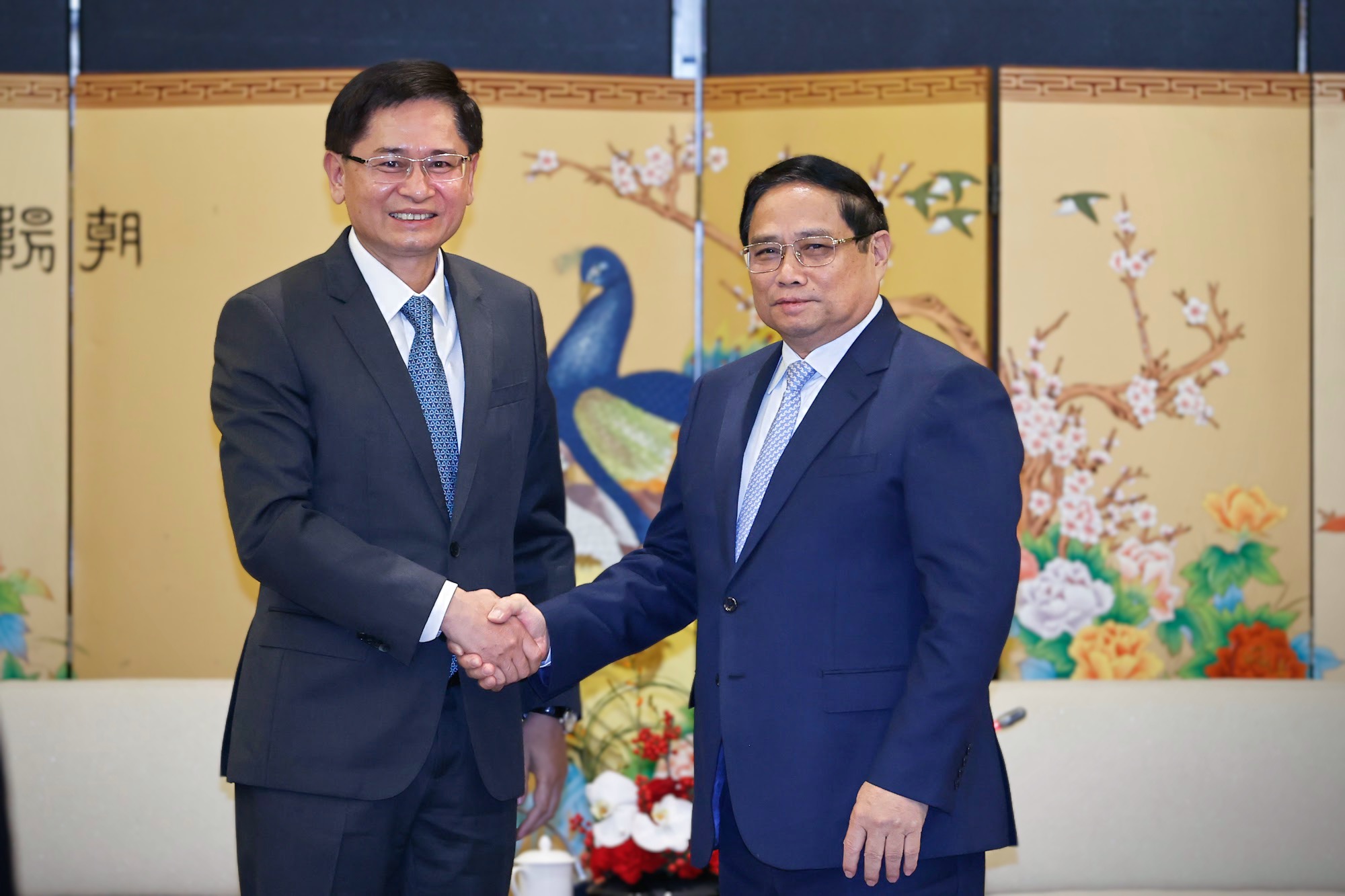 Thủ tướng Chính phủ Phạm Minh Chính tiếp đồng chí Lam Thiên Lập, Chủ tịch Khu tự trị dân tộc Choang Quảng Tây, Trung Quốc - Ảnh: VGP