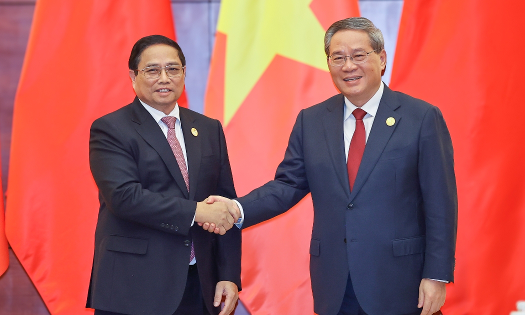 Thủ tướng Lý Cường và Thủ tướng Phạm Minh Chính - Ảnh: VGP