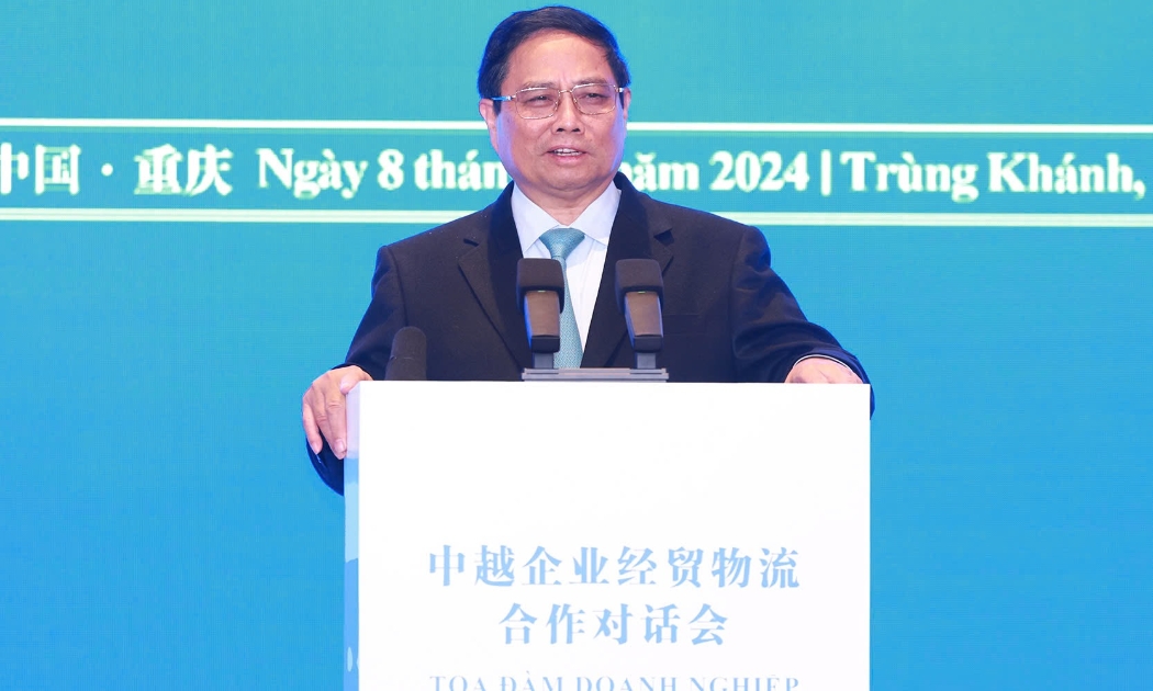 Thủ tướng Phạm Minh Chính phát biểu tại tọa đàm - Ảnh: VGP