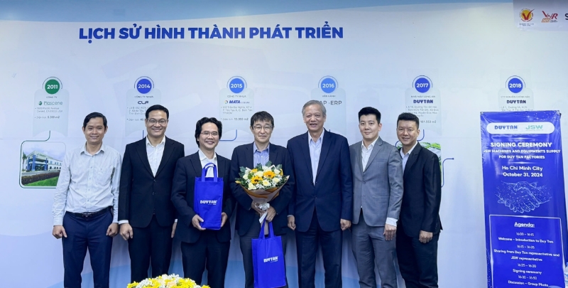 Duy Tan continuously invests in modern machinery and technology to improve packaging quality