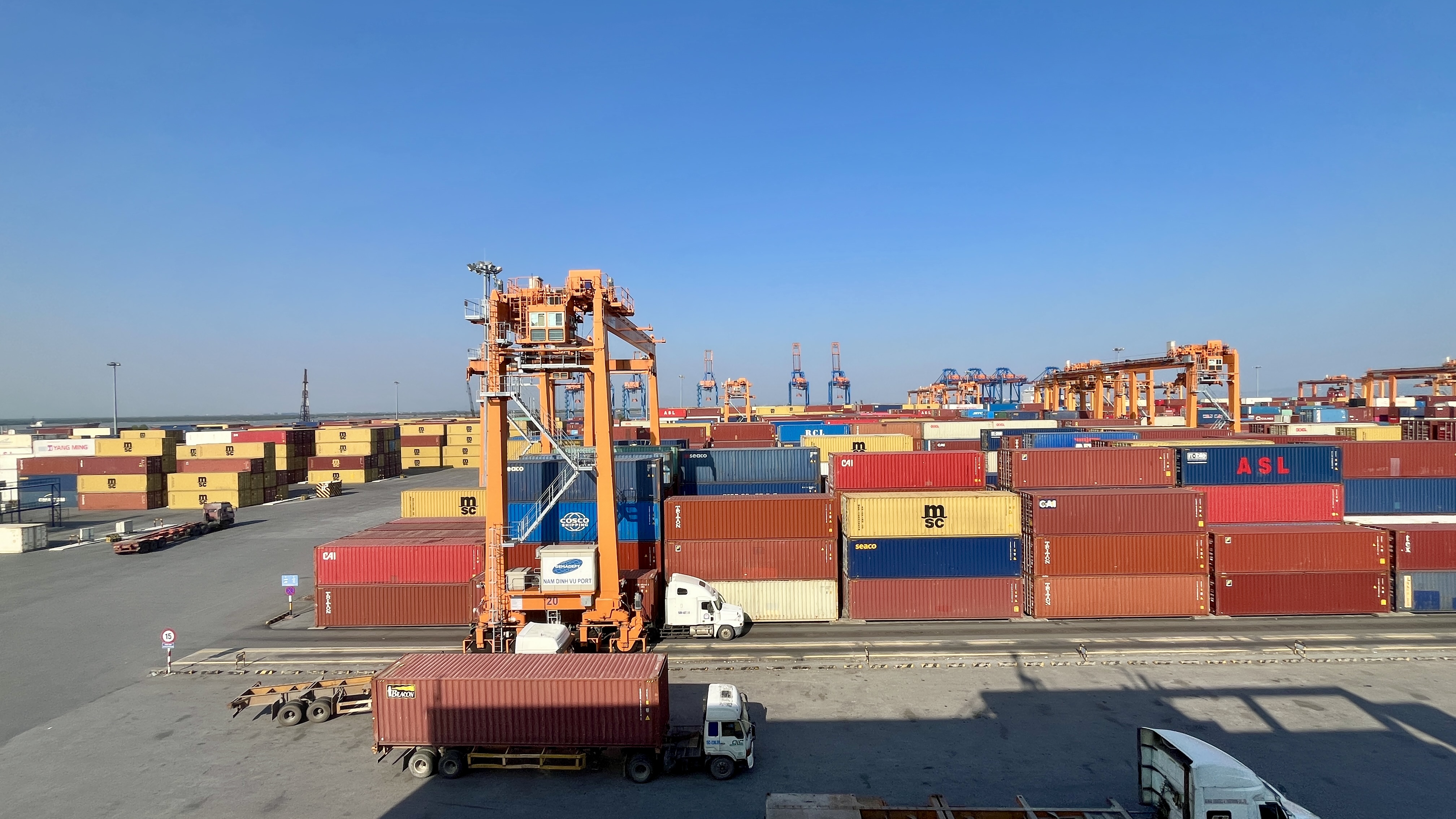 Cảng Nam Đình Vũ, một trong những cảng tiên phong của Hải Phòng đạt tiêu chuẩn cảng xanh. Ảnh: Huỳnh Dũng