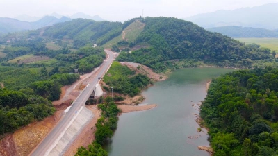 Quang Ninh province invests for upgrade of transport infrastructure