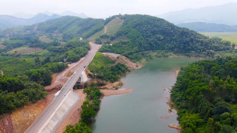 Quang Ninh province invests for upgrade of transport infrastructure