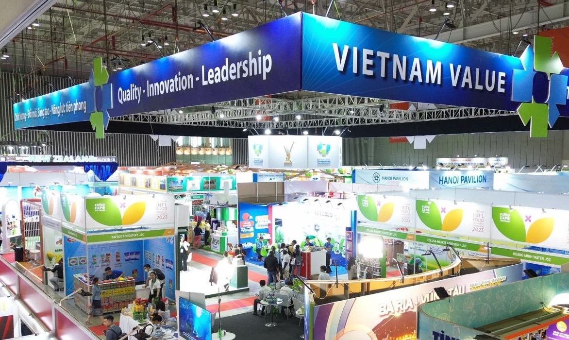 Quảng bá Khu gian hàng Thương hiệu quốc gia Việt Nam tại Vietnam Foodexpo 2023.