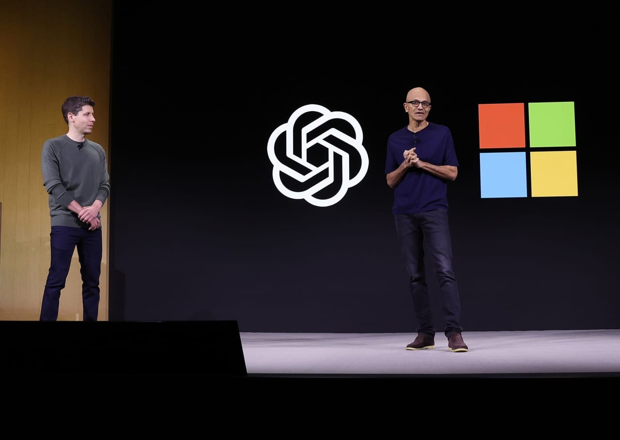 Microsoft đã và sẽ được hưởng lợi theo nhiều cách từ mối quan hệ đối tác với OpenAI.