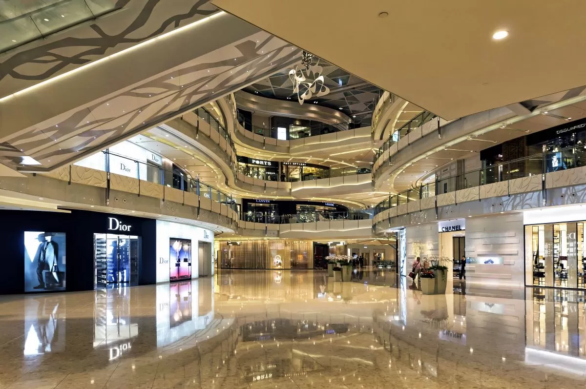 Một số thương hiệu đã quyết định thu hẹp quy mô hoặc đóng cửa các cửa hàng tại các trung tâm thương mại không hoạt động hiệu quả.