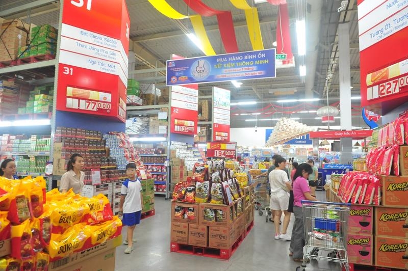 "Vietnamese people prioritize Vietnamese goods" campaign fruitful