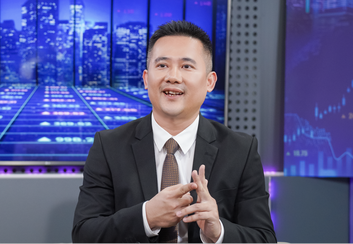 Ông Nguyễn Quang Đạt, Tổng giám đốc Công ty CP Chứng khoán Up (UPS):. 