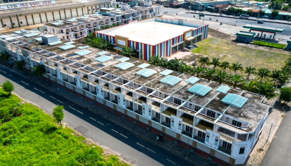 Dự án khu dân cư Phước Thái tại Đồng Nai đã xây dựng nhiều hạng mục như: nhà liên kế, khu nhà thương mại (shophouse) bán cho người dân.