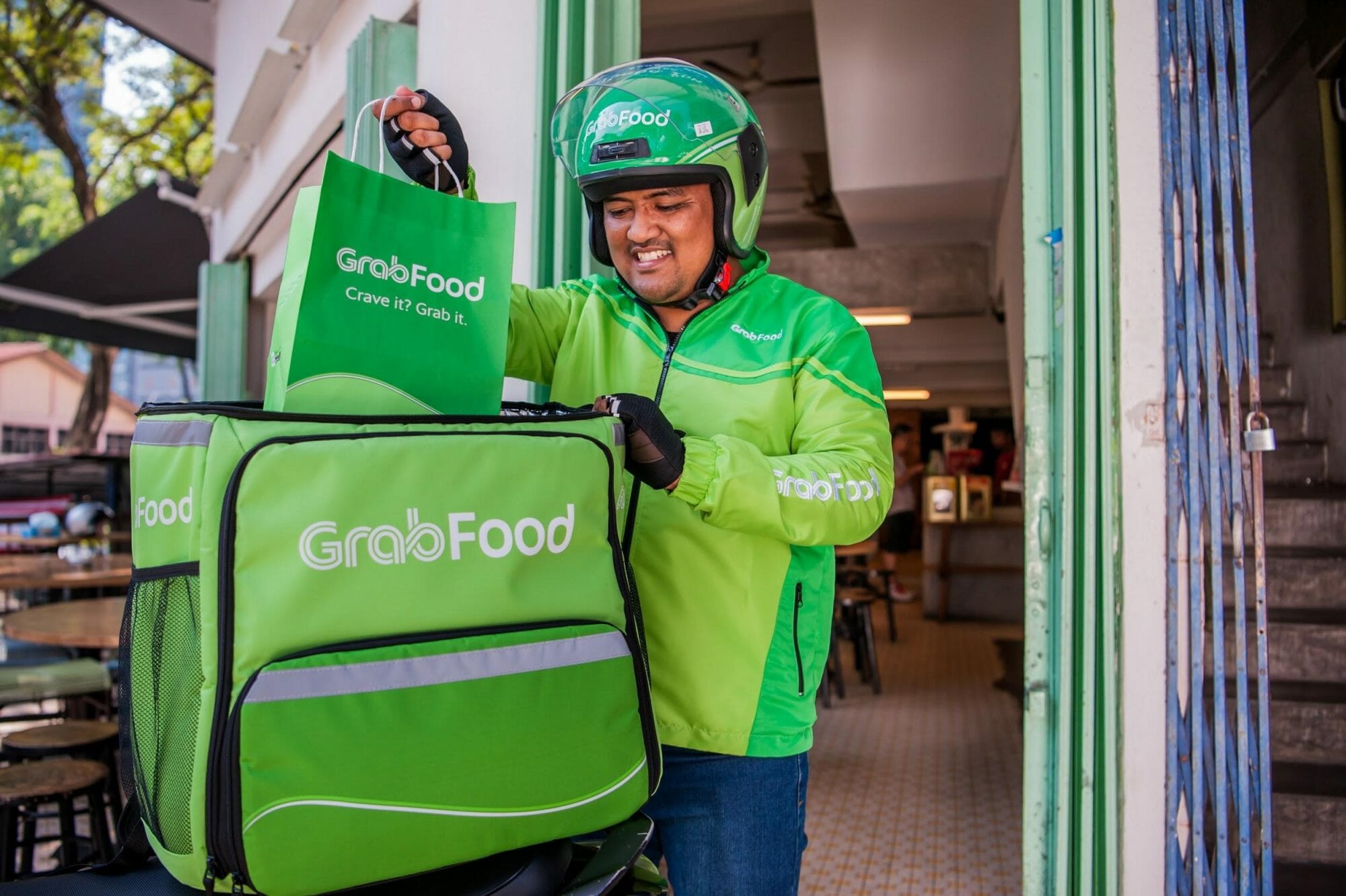 Siêu ứng dụng Grab vừa nâng mức doanh thu dự kiến cả năm trong bối cảnh hoạt động kinh doanh quý 3/2024 đạt nhiều khởi sắc. 