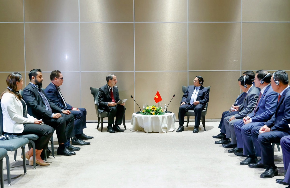 Thủ tướng Phạm Minh Chính đề nghị tập đoàn Embraer có các ý kiến tham vấn với phía Việt Nam trong phát triển lĩnh vực hàng không. Ảnh: VGP.