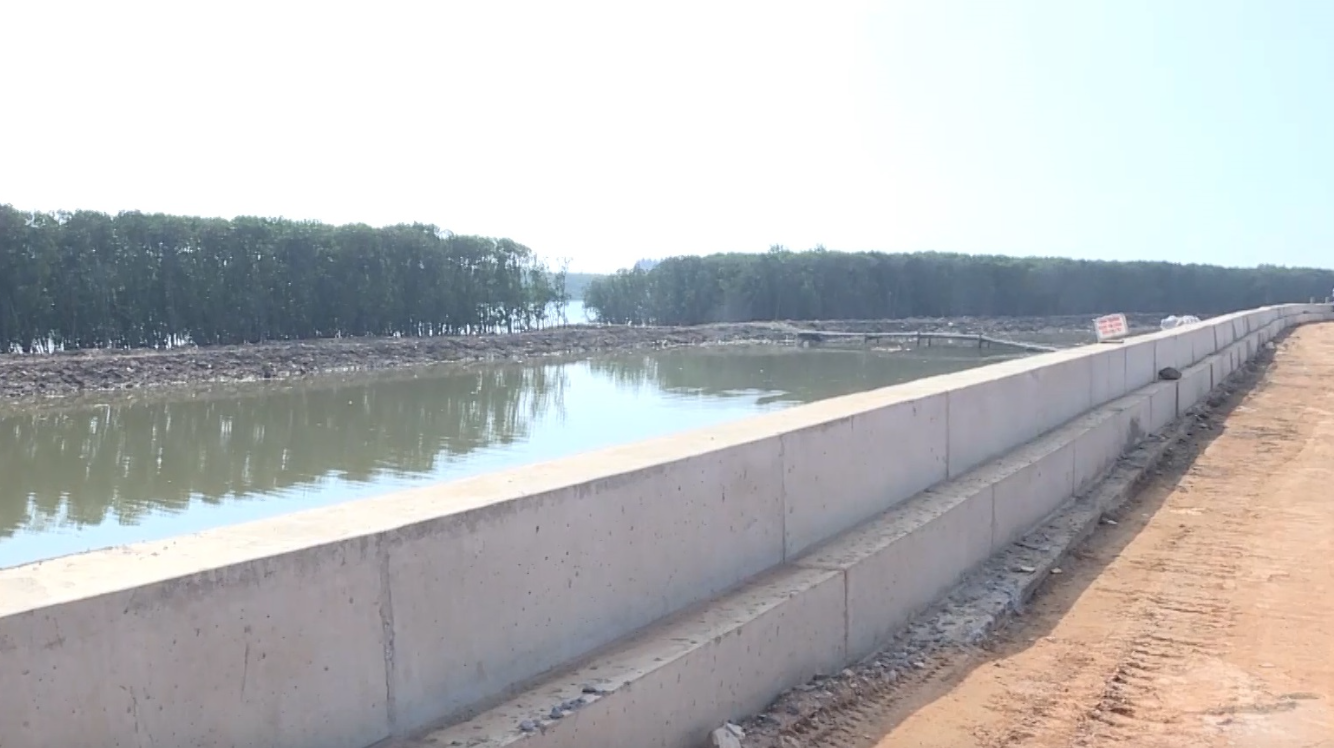 Dự án củng cố, bảo vệ và nâng cấp đê biển, đê cửa sông huyện Nga Sơn có tổng mức đầu tư 255 tỉ đồng