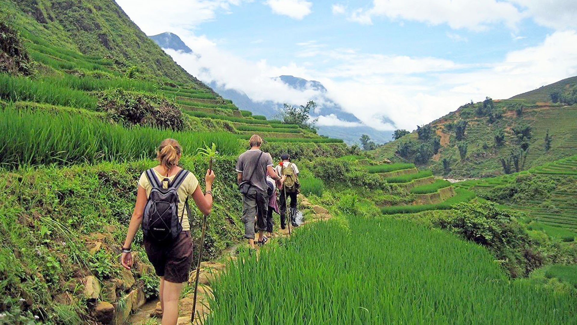 Ngay sau bão số 3, địa phương này đã khẩn trương khôi phục hạ tầng giao thông, mở lại các hoạt động du lịch cộng đồng.