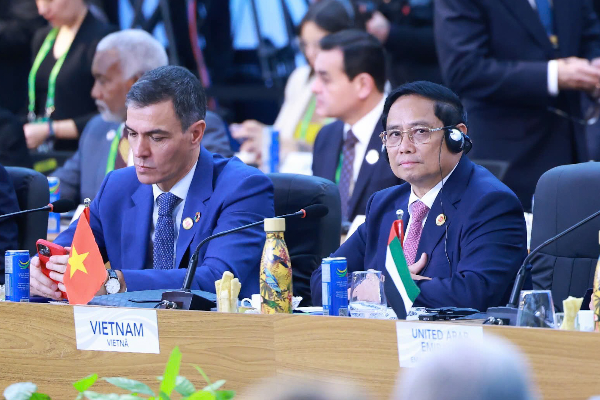 Thủ tướng Phạm Minh Chính chia sẻ với các nước ba bài học kinh nghiệm của Việt Nam trong xóa đói giảm nghèo. Ảnh: VGP.