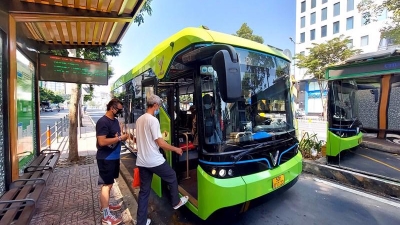 HCMC accelerates transition to green vehicles and reduces pollution