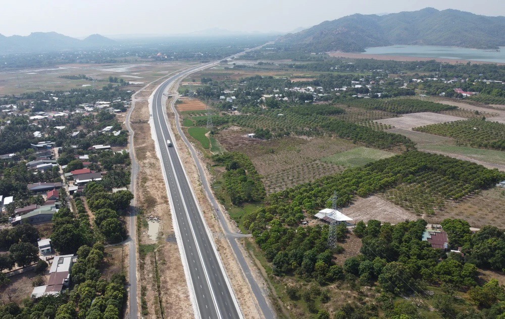 Ninh Thuận tăng chiều dài, giảm vốn đầu tư dự án đường nối cao tốc Bắc - Nam đến cảng biển Cà Ná - Ảnh minh họa.