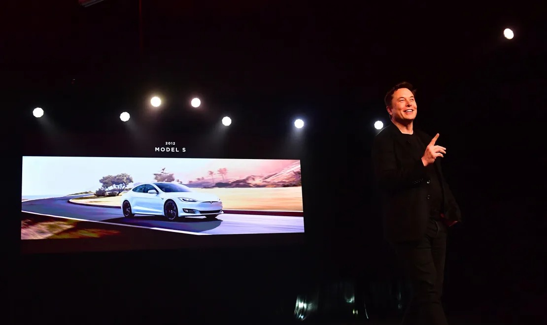 Ông Musk tại lễ ra mắt mẫu xe Tesla Model Y tại Hawthorne, Californi, vào ngày 14/3/2019 - Ảnh: Getty Images