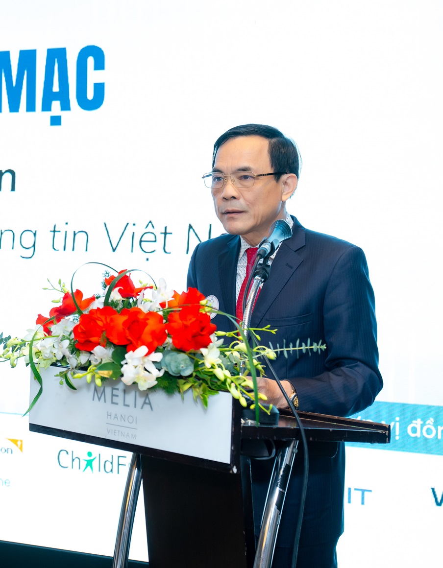 Chúng tôi tin rằng, sự kết nối và hợp tác là chìa khóa để giải quyết các thách thức và mang lại hiệu quả cao hơn trong công tác bảo vệ trẻ em trên không gian mạng”, ông Đặng Vũ Sơn, Phó chủ tịch Hiệp hội An toàn thông tin Việt Nam.
