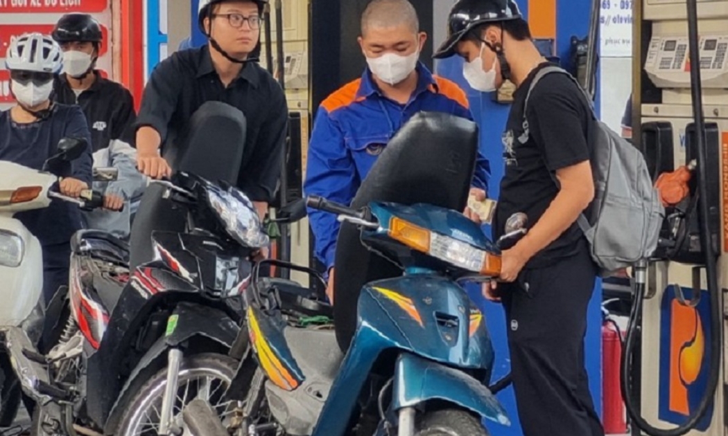 Giá xăng dầu tiếp tục giảm từ chiều 21/11/2024.
