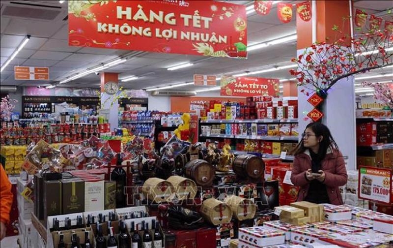 Ministry seeks measures to ensure affordable goods and sufficient supply for Tet