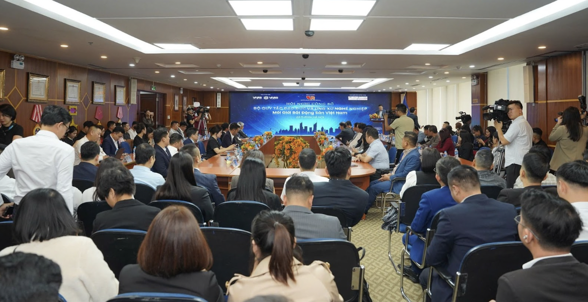 Toàn cảnh hội nghị công bố Bộ quy tắc đạo đức và ứng xử nghề nghiệp môi giới bất động sản Việt Nam