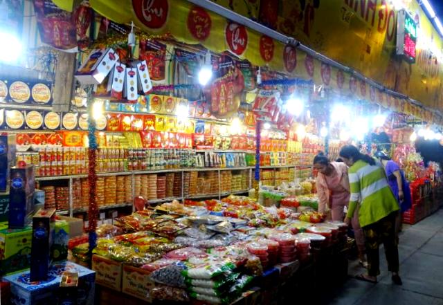 Các Sở Công thương chú trọng kiểm tra về giá, chất lượng sản phẩm, các quy định về an toàn thực phẩm, các hành vi đầu cơ, găm hàng,tăng giá bất hợp lý trên địa bàn.