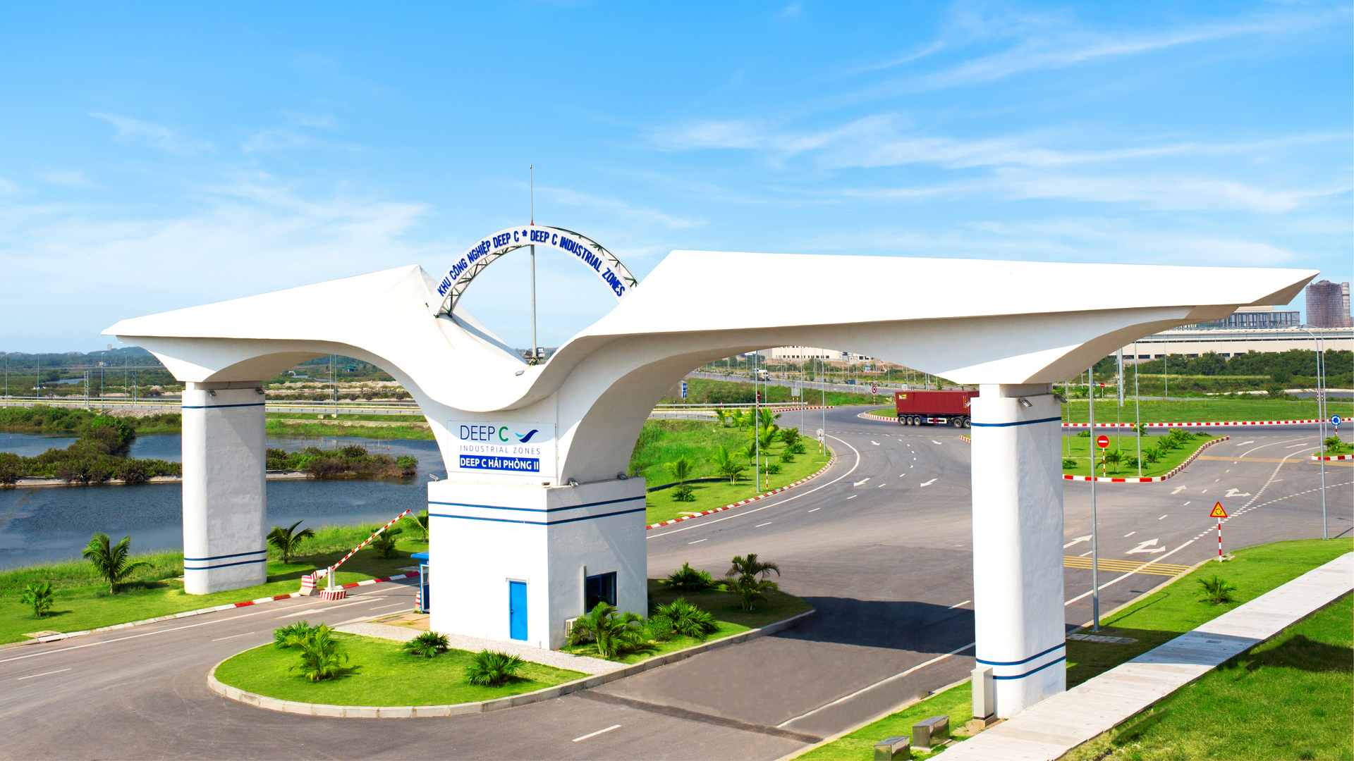 Hải Phòng đề nghị được uỷ quyền hoặc phân cấp chấp thuận chủ trương đầu tư dự án khu công nghiệp phù hợp quy hoạch để đẩy nhanh tốc độ thành lập các khu công nghiệp.