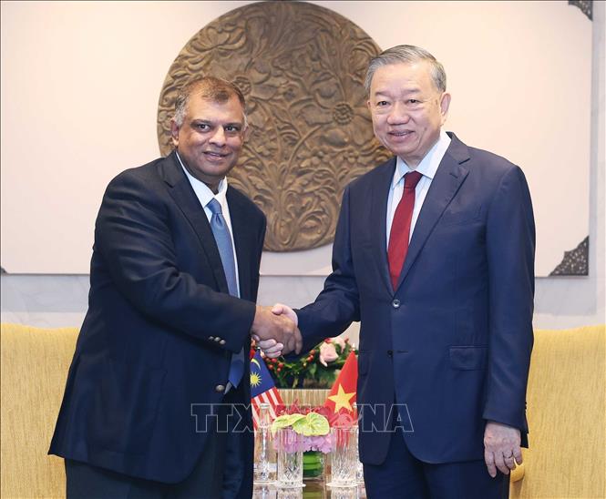 Tổng Bí thư Tô Lâm tiếp ông Tony Fernandes, Giám đốc điều hành Tập đoàn Capital A (Air Asia) - Ảnh: TTXVN