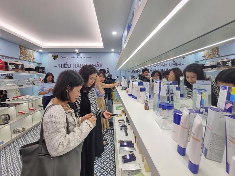 Exhibition highlights genuine vs. counterfeit goods