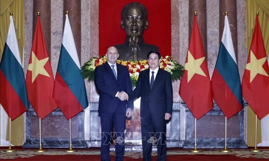 Chủ tịch nước Lương Cường và Tổng thống Bulgaria Rumen Radev -Ảnh: TTXVN