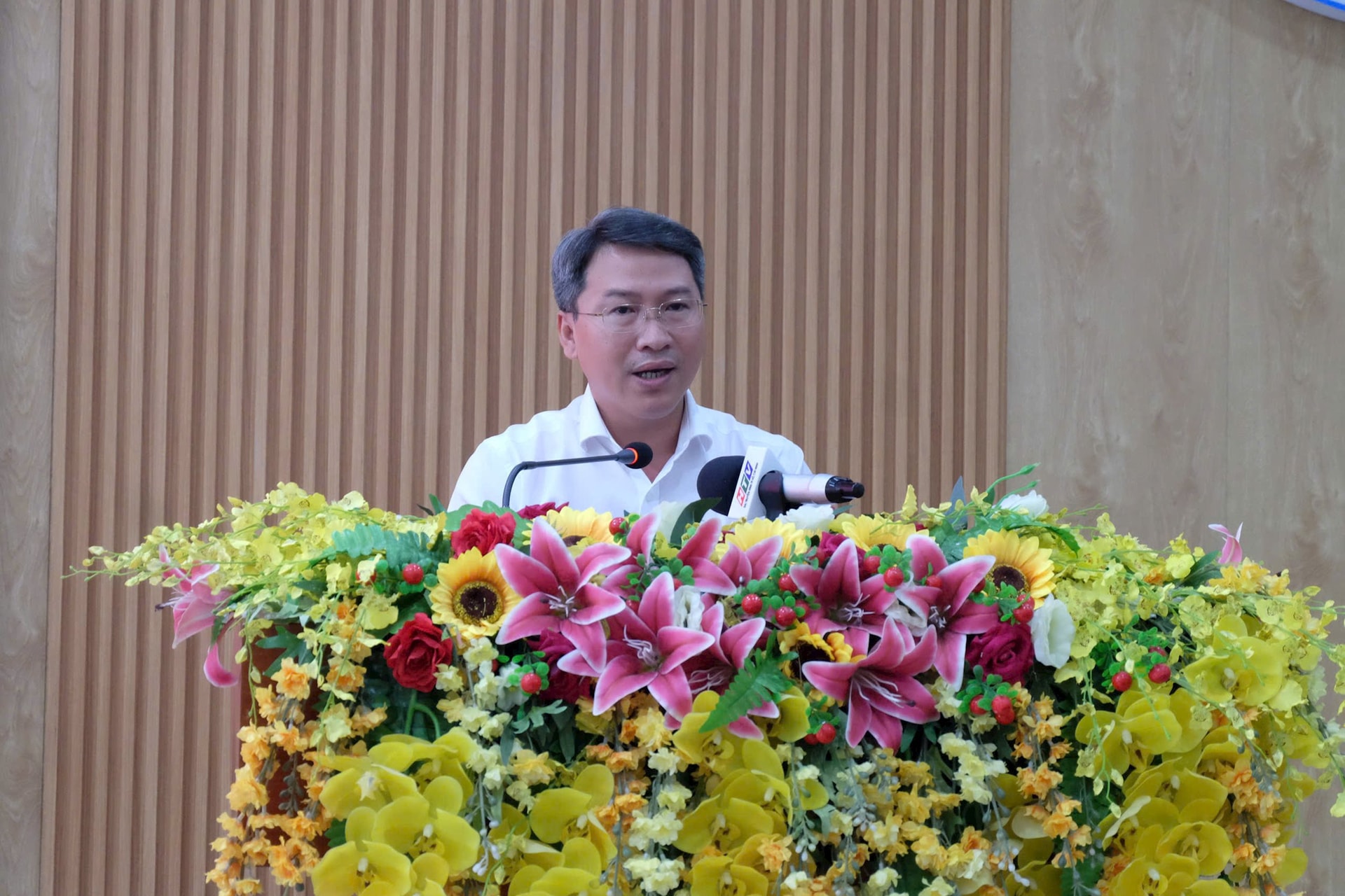 PGS-TS. Nguyễn Tấn Phát, Thành ủy viên, Bí thư Đảng ủy, Giám đốc Học viện Cán bộ TP.HCM, cho rằng Tổng Bí thư Tô Lâm đã quán triệt những định hướng chiến lược đưa đất nước bước vào kỷ nguyên mới và những việc cần làm ngay.