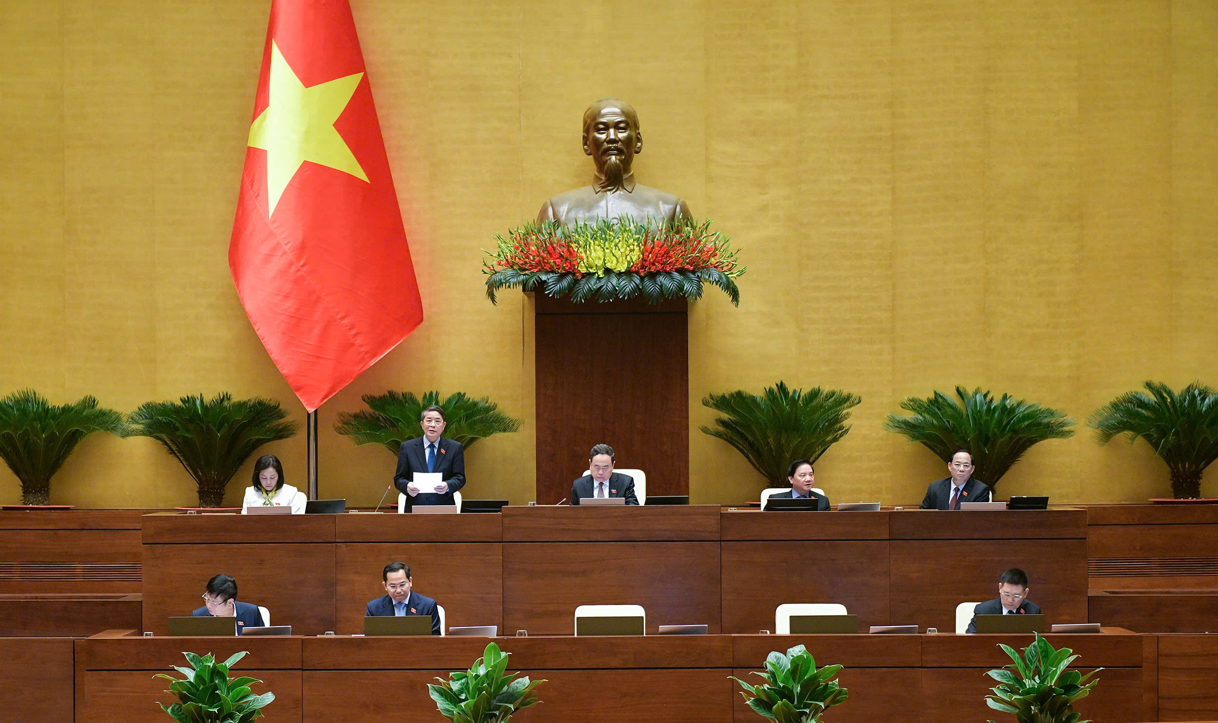 Phó Chủ tịch Quốc hội Nguyễn Đức Hải điều hành phiên họp - Ảnh: Quochoi.vn.