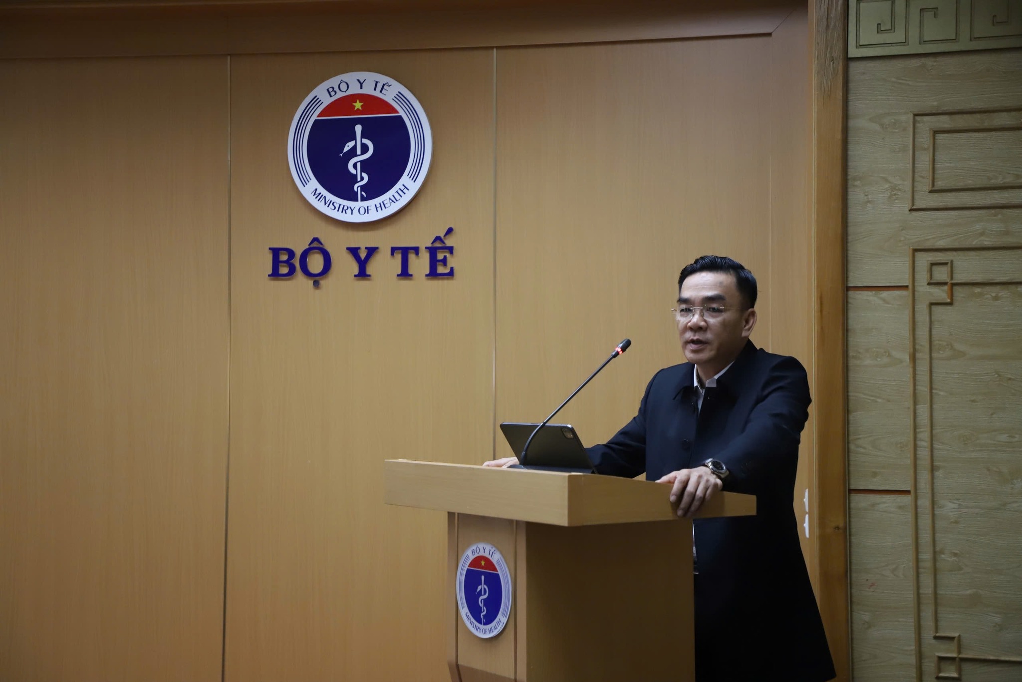 TS. Nguyễn Lương T&acirc;m, Ph&oacute; Cục trưởng Cục Y tế dự ph&ograve;ng, th&ocirc;ng tin về t&igrave;nh h&igrave;nh dịch bệnh.