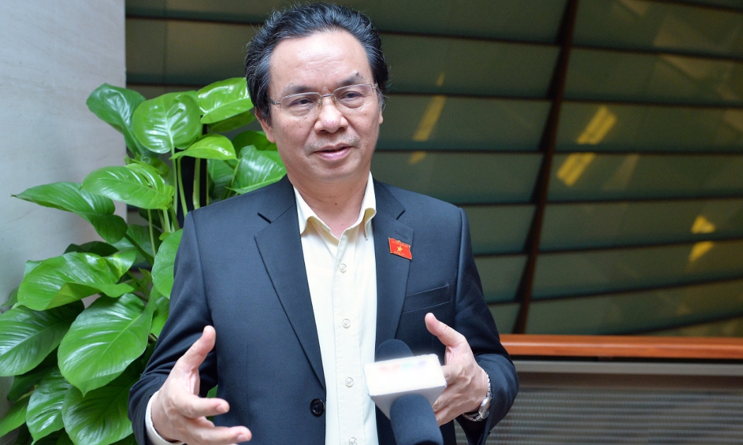 GS. Hoàng Văn Cường, đại biểu Quốc hội Đoàn TP. Hà Nội, Ủy viên Ủy ban Tài chính, Ngân sách Quốc hội.