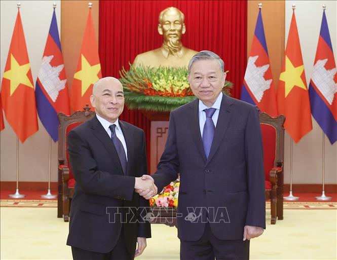 Tổng Bí thư Tô Lâm hội kiến Quốc vương Campuchia Norodom Sihamoni - Ảnh: TTXVN