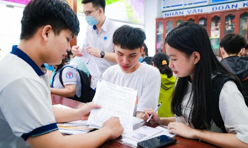 Giới hạn 20% chỉ tiêu để thí sinh không vất vả “chạy đua” xét tuyển sớm