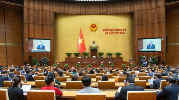 Quốc hội yêu cầu chậm nhất tháng 6/2025 sửa Nghị định 24 về quản lý hoạt động kinh doanh vàng