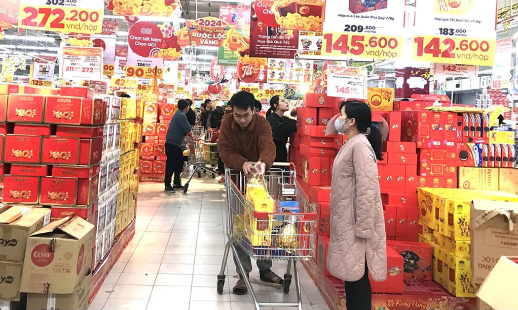 Tiêu dùng của người Việt ở nông thôn tăng trưởng cao hơn thành thị dịp Tết 2025. Ảnh minh họa.