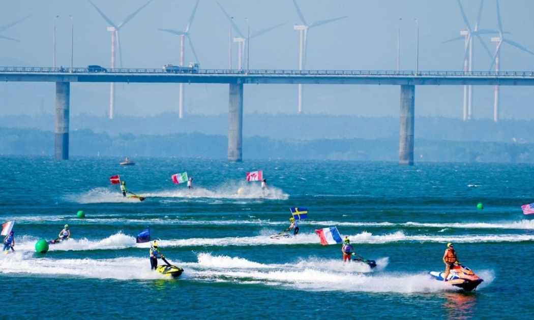 Giải đua mô tô nước UIM - APB Aquabike tại Bình Định.