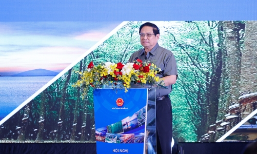 Thủ tướng yêu cầu khẩn trương hoàn thành thủ tục triển khai Trung tâm tài chính quốc tế TP.HCM trong tháng 12/2024