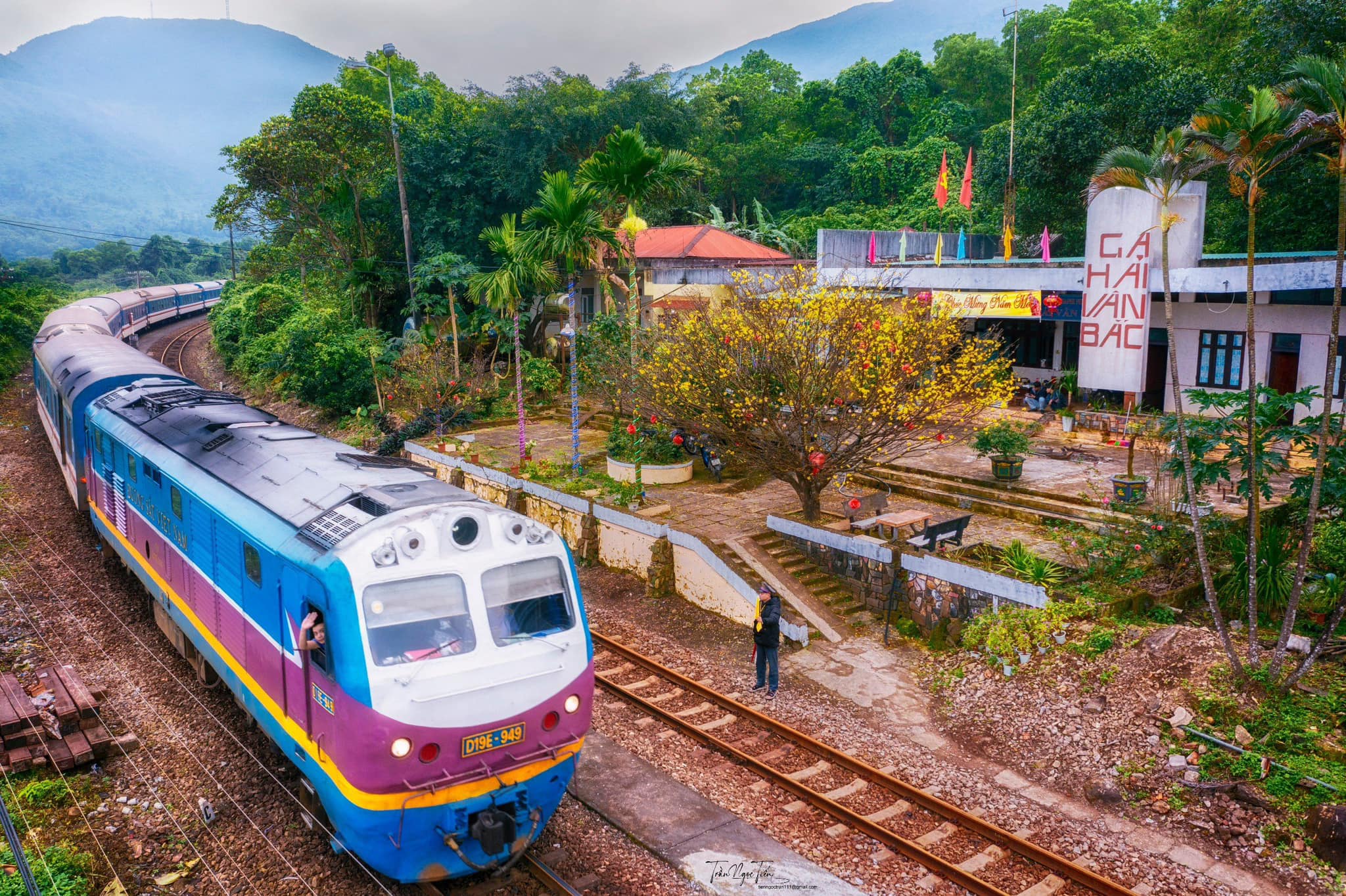 Vé tàu Tết Dĩ An Núi Thành