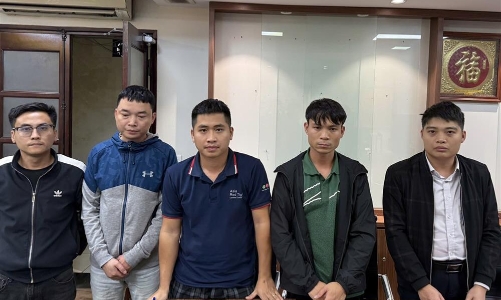 Tạm giữ nhóm đối tượng vi phạm quy định về đấu giá đất ở huyện Sóc Sơn