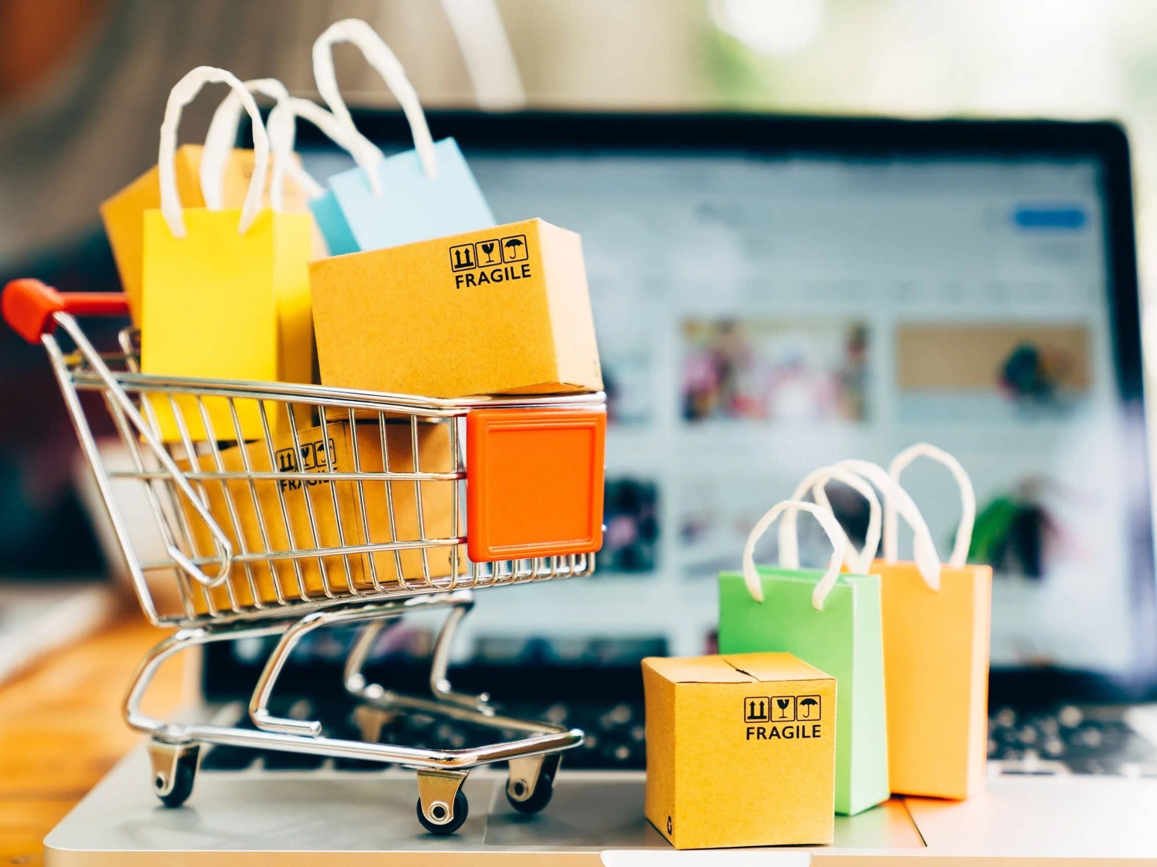 Siết quản lý thuế đối với các hình thư kinh doanh online.