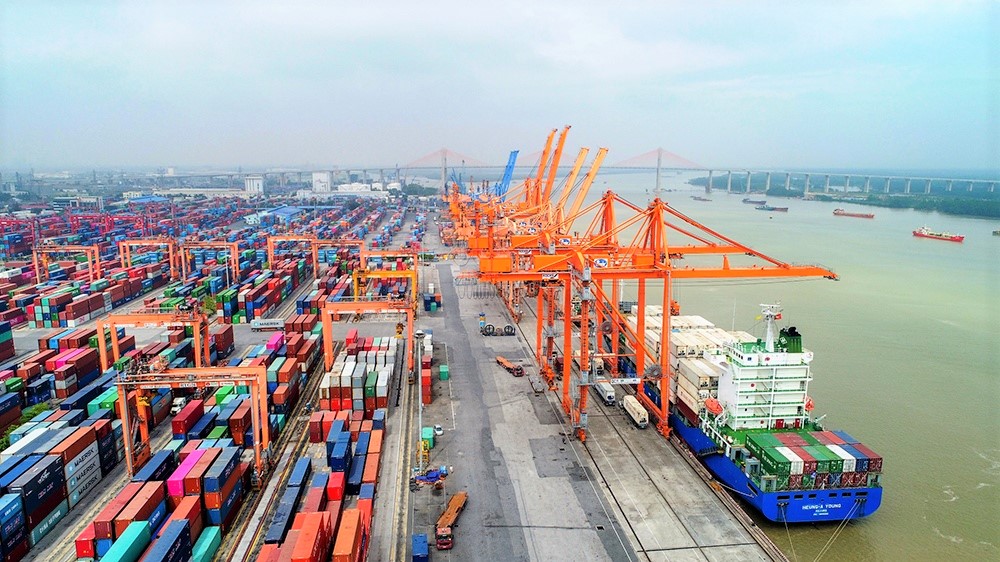 Xuất khẩu năm 2024 của tỉnh Bình Dương ước đạt 34,5 tỷ USD, tăng 13% so với năm 2023. Ảnh minh họa.