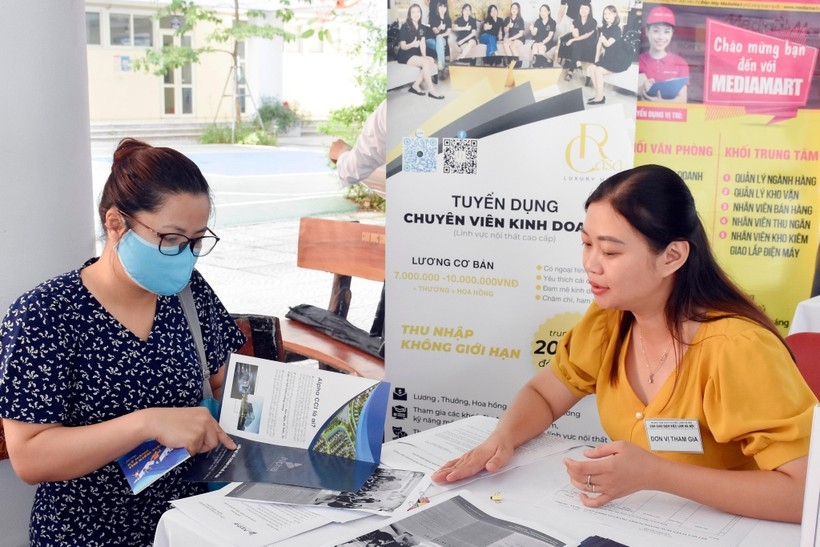 Hà Nội tổ chức hiệu quả nhiều phiên giao dịch việc làm 