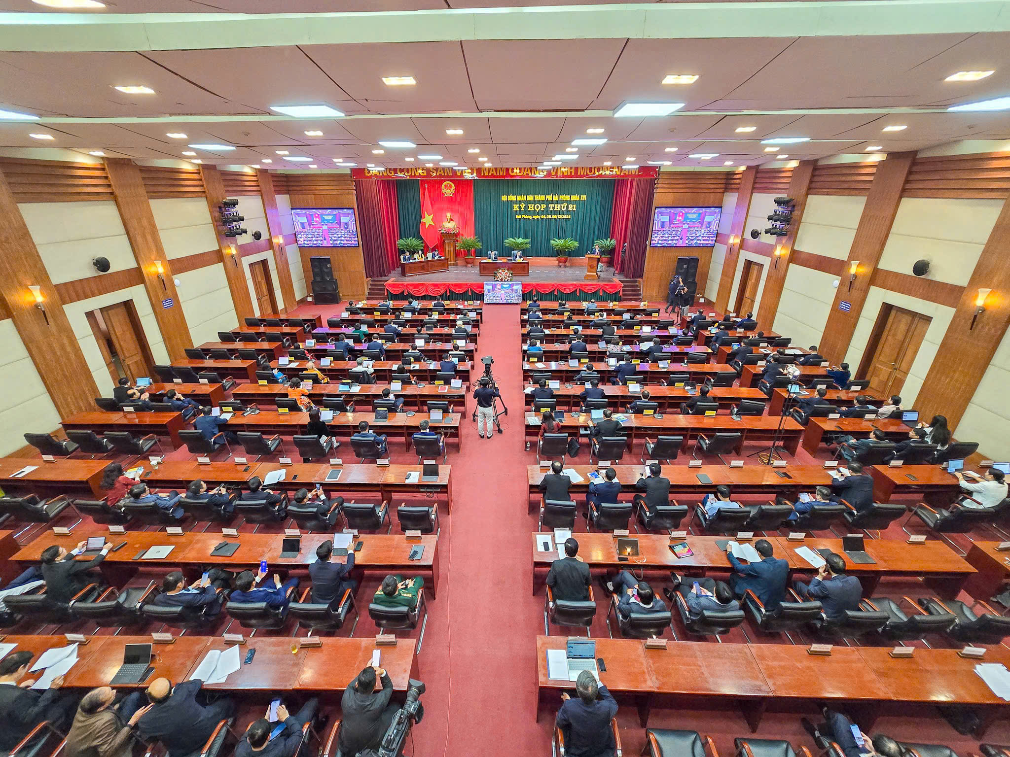 HĐND thành phố Hải Phòng khóa XVI khai mạc Kỳ họp thứ 21 