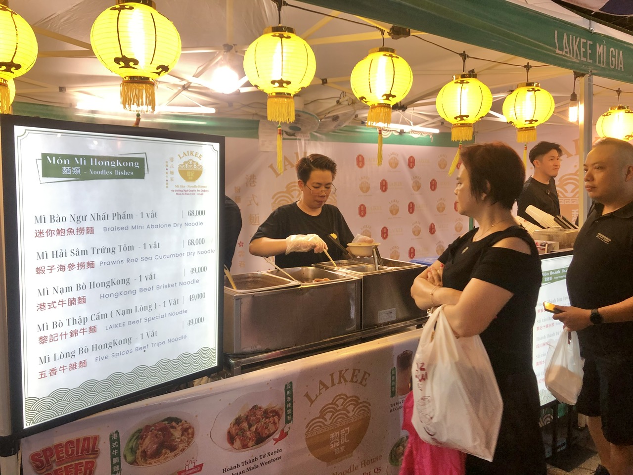 Các món ăn đặc trưng người Hoa là nét độc đáo tại lễ hội ẩm thực quận 5, TP.HCM.