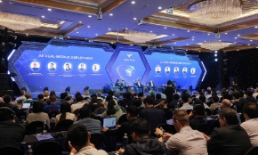 Các nhà khoa học thảo luận trong phiên tọa đàm “Triển khai AI trong Thực tế” trong khuôn khổ Tuần lễ Khoa học Công nghệ VinFuture 2024 diễn ra chiều 4/12