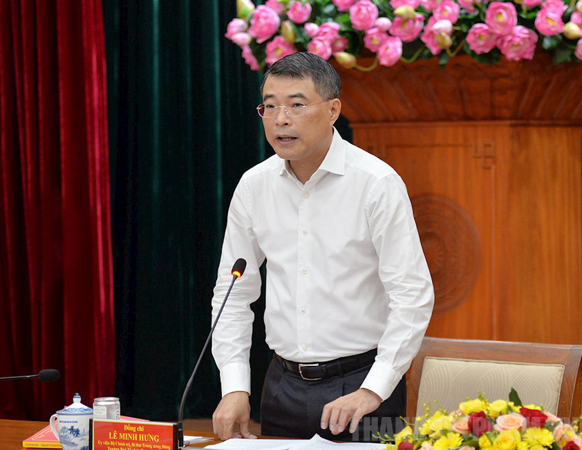 ông Lê Minh Hưng, Ủy viên Bộ Chính trị, Bí thư Trung ương Đảng, Trưởng Ban Tổ chức Trung ương kiêm Phó Trưởng Ban Thường trực Ban Chỉ đạo Trung ương về tổng kết Nghị quyết số 18-NQ/TW .