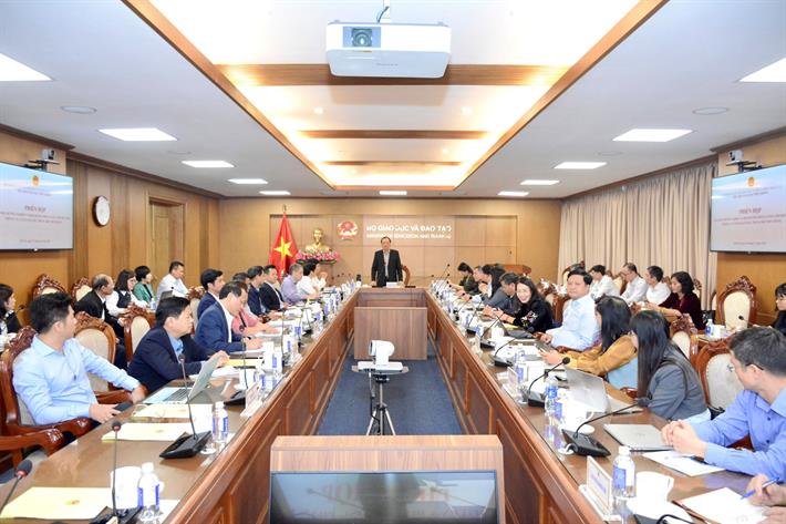 Quang cảnh phiên họp. Ảnh: MOET.